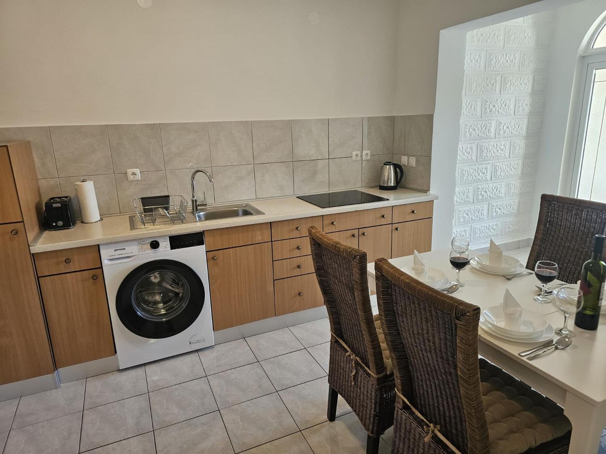Apartments Kovac Макарска Номер фото